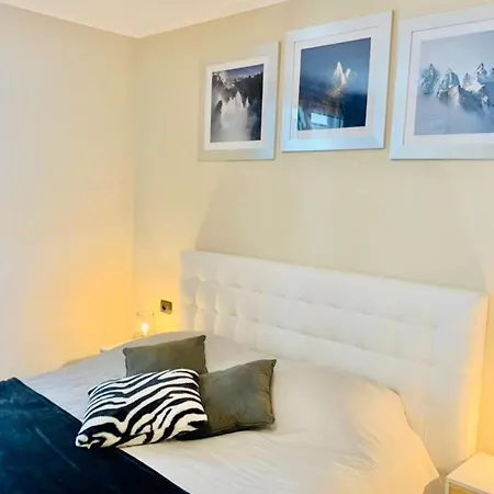 In The Center With A View Of Mont Blanc Apartman