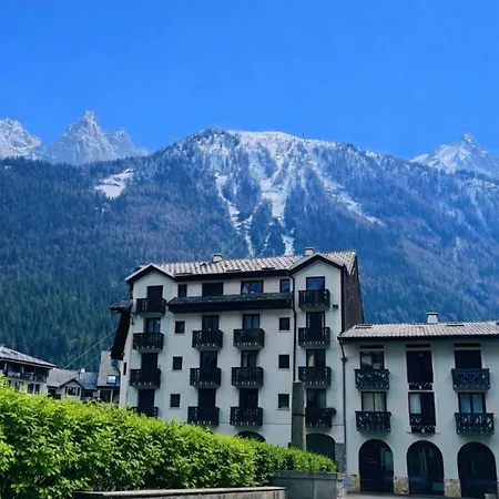 In The Center With A View Of Mont Blanc 公寓