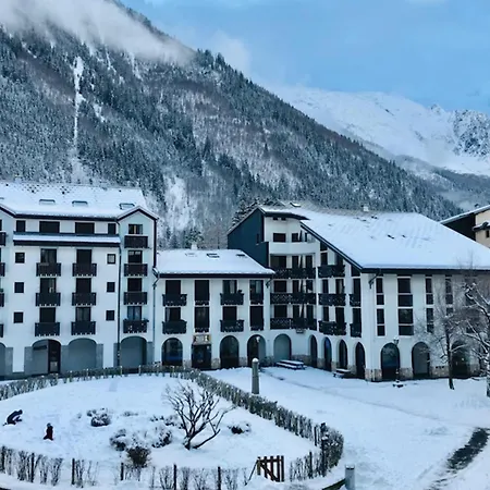 公寓 In The Center With A View Of Mont Blanc 霞慕尼